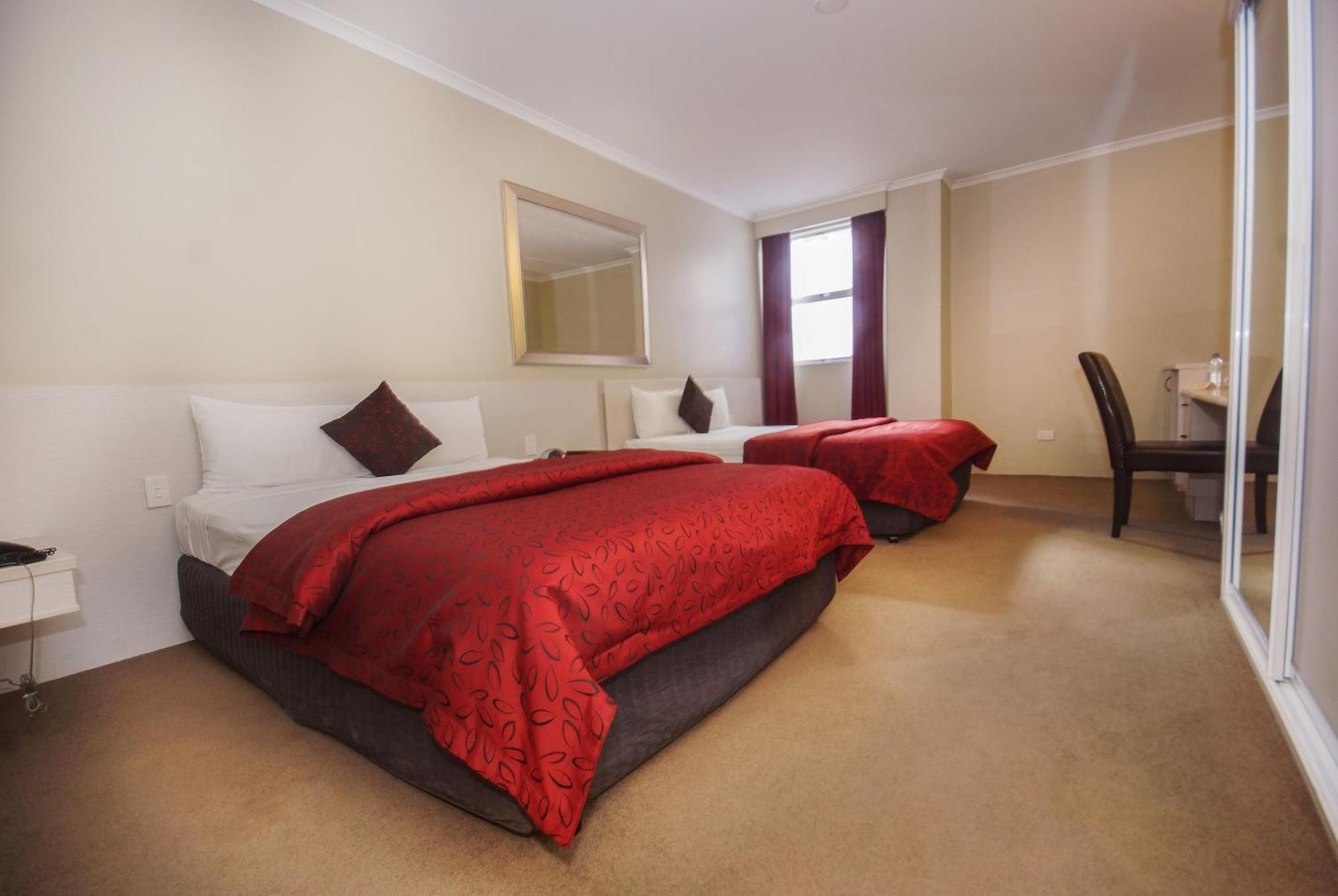 Isa Hotel Mount Isa Habitación foto