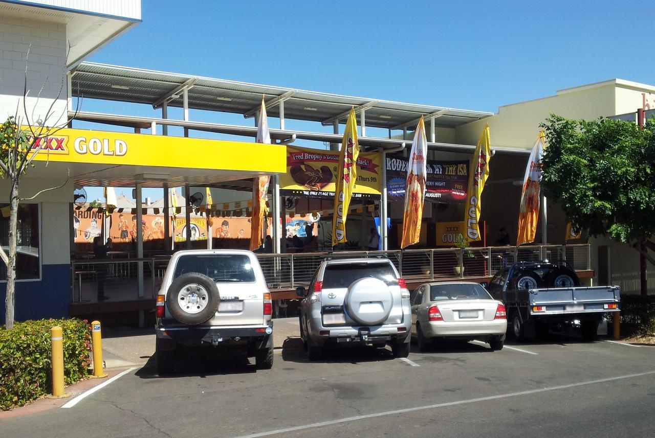 Isa Hotel Mount Isa Exterior foto